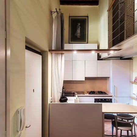 Borgovico 42 By Quokka 360 - Near The Train Station Of Apartamento