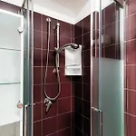 Borgovico 42 By Quokka 360 - Close To Train Station شقة كومو
