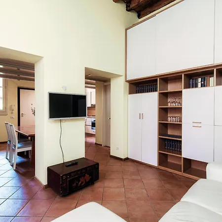 Borgovico 42 By Quokka 360 - Close To Train Station * كومو