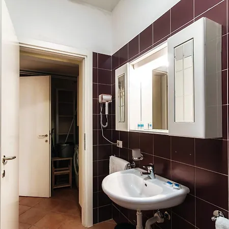 Borgovico 42 By Quokka 360 - Close To Train Station Como